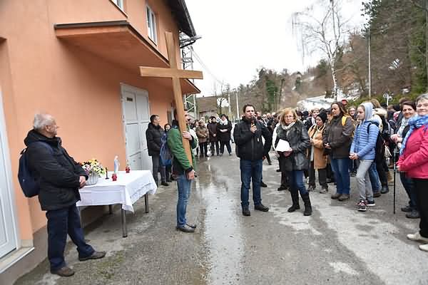 Jastrebarski dekanatski križni put 2018.