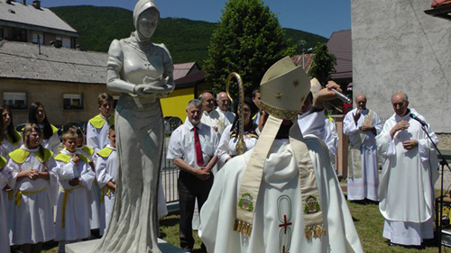 Blažena Katarina Kotromanić - spomenik u Korenici